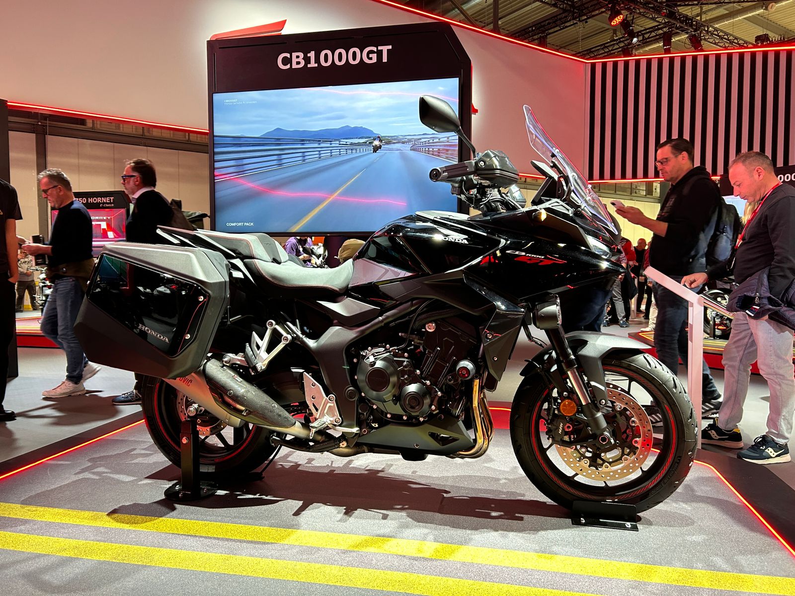 Honda Meluncurkan CB1000GT di EICMA 2025, Ini Keunggulannya
