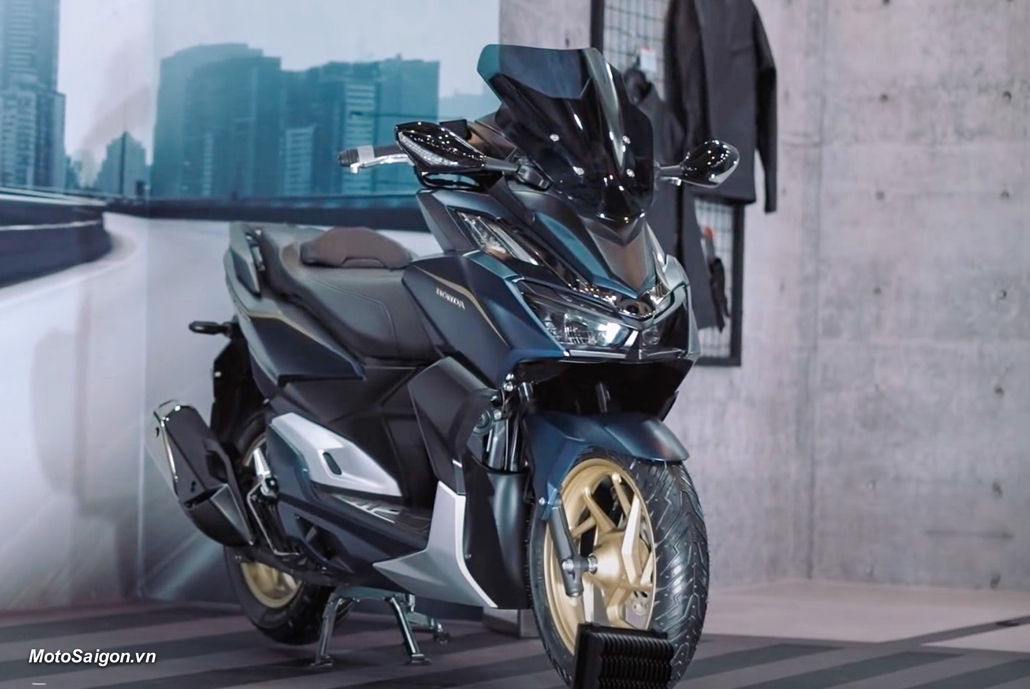 Bahan Inspirasi, Kembaran Vario Bersolek Jadi Matik Touring Tapi Tetap Elegan