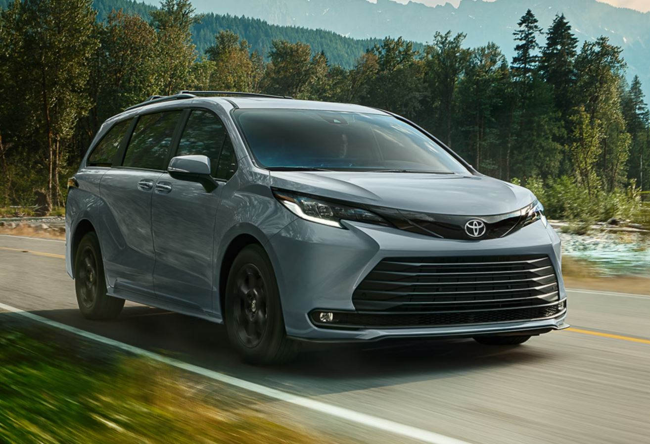 Mirip Veloz Versi Premium, Mobil Keluarga Baru Toyota Ini Punya Konsumsi BBM 15 Km/liter