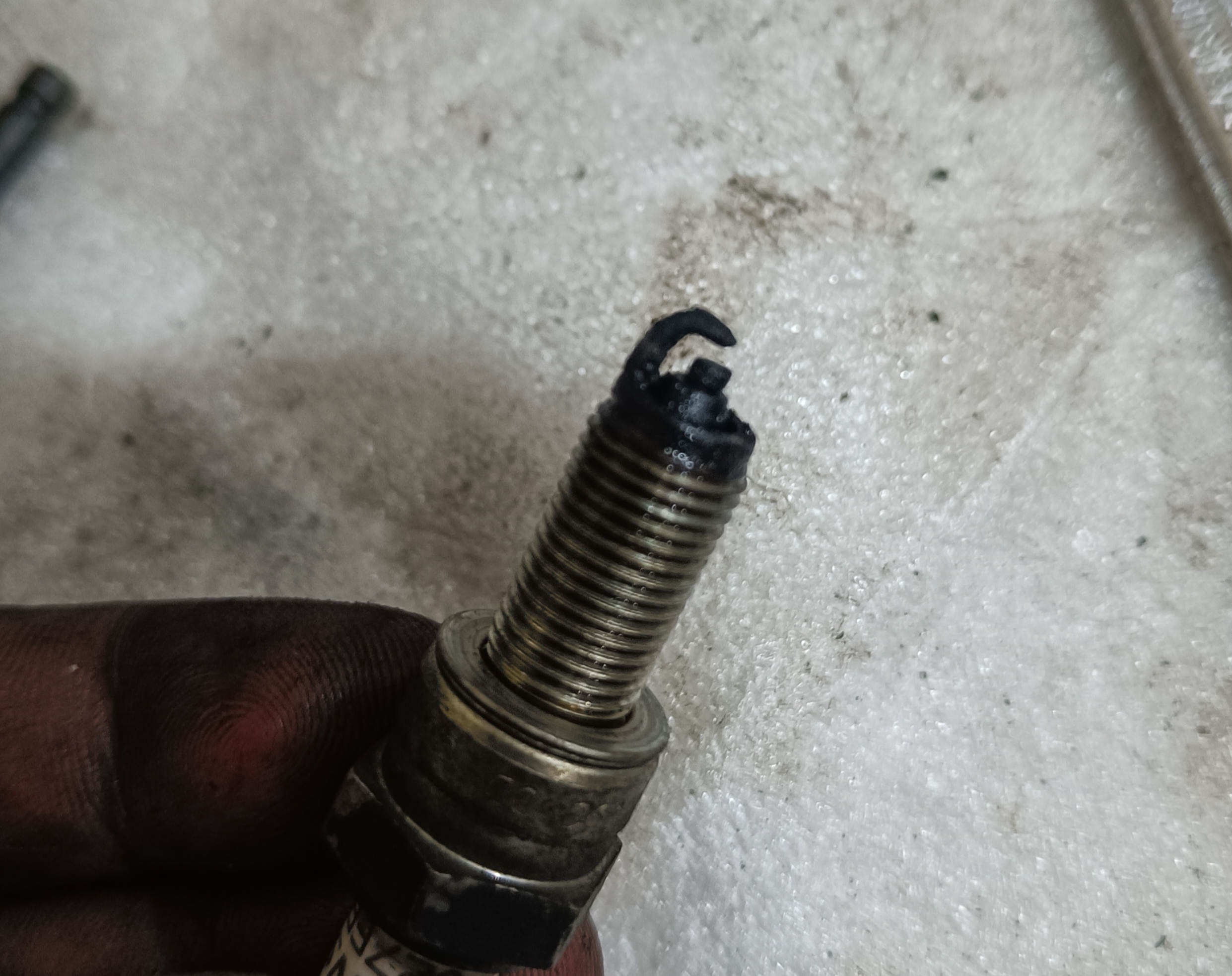 Mesin Mobil Brebet Tanda Busi Perlu Diganti, Ini Penjelasan Pabrikan