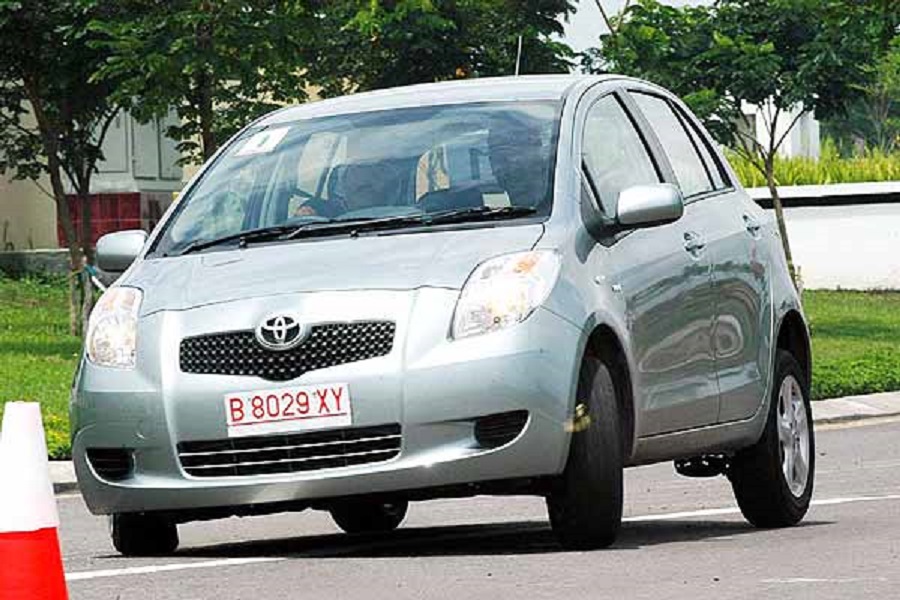 Wow, Harga Toyota Yaris 2006 Bekas Sisa Segini di Akhir Tahun