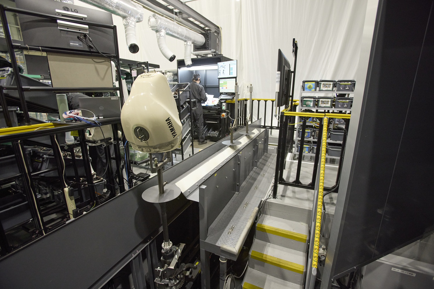 Begini Pengecatan Moge Yamaha di Jepang, Lihat Langsung di Pabriknya