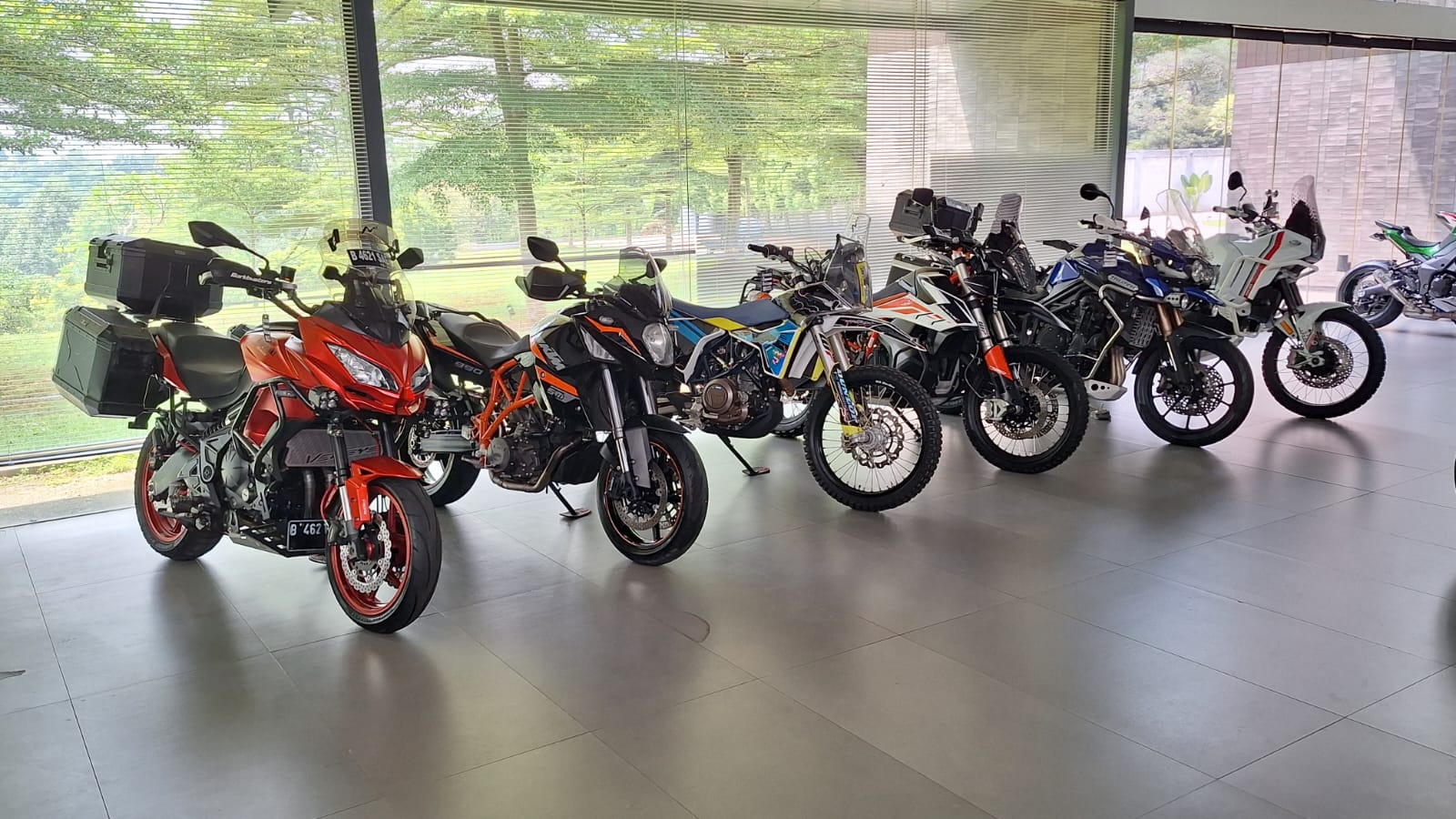 Showroom Moge Bongkar Rahasia Cara Bikin Aki Tidak Mudah Soak