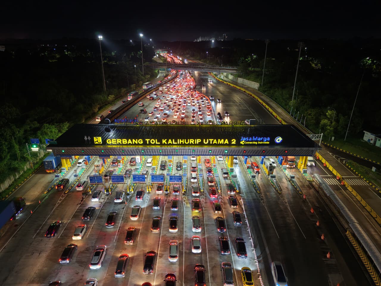 Tol Arah Jakarta Mulai Padat, Arus Balik Natal 2025 Alami Kenaikan Signifikan