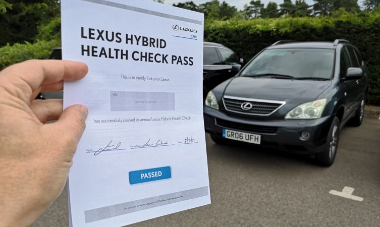 Selain STNK dan BPKB, Beli Mobil Hybrid Bekas Wajib Minta Dokumen Ini