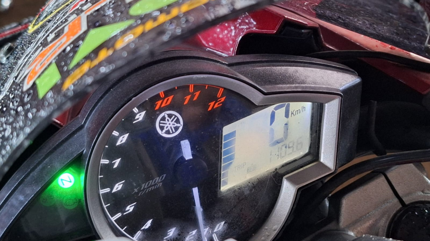 Enggak Perlu Ganti Baru, Ini Solusi Speedometer Motor Berembun