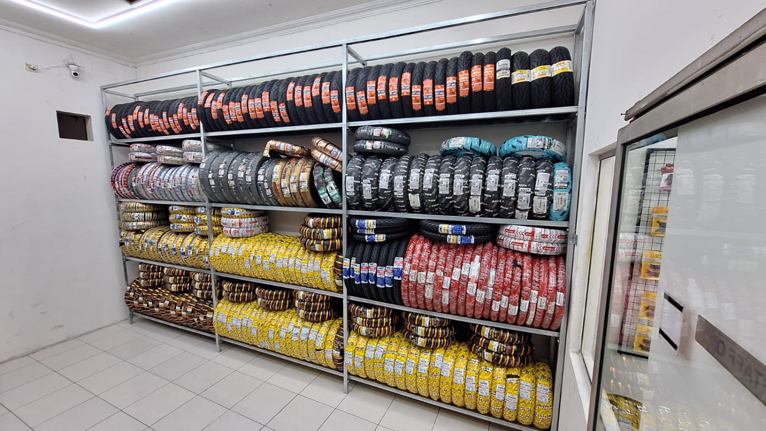 Djoeragan Ban Motor Buka Cabang Baru, Ada Cashback dan Hadiah Langsung