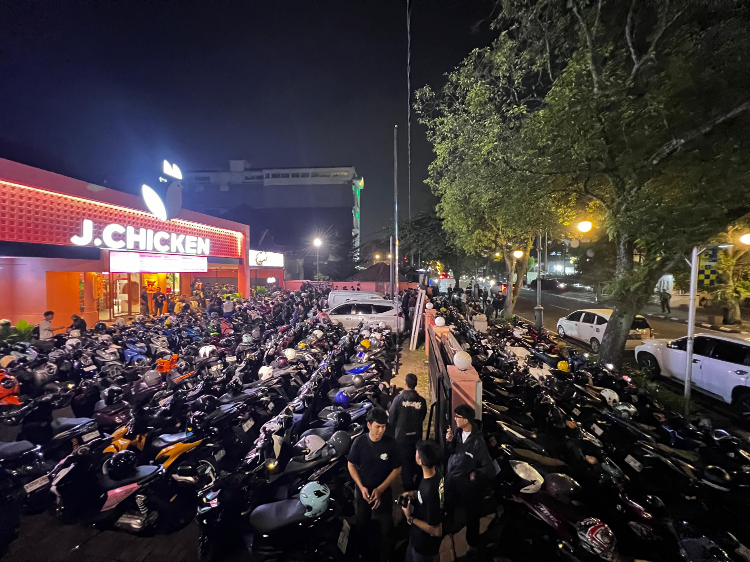 Serunya Riding Malam, All New Honda Vario 125 Night Ride Pererat Persaudaraan Komunitas Honda