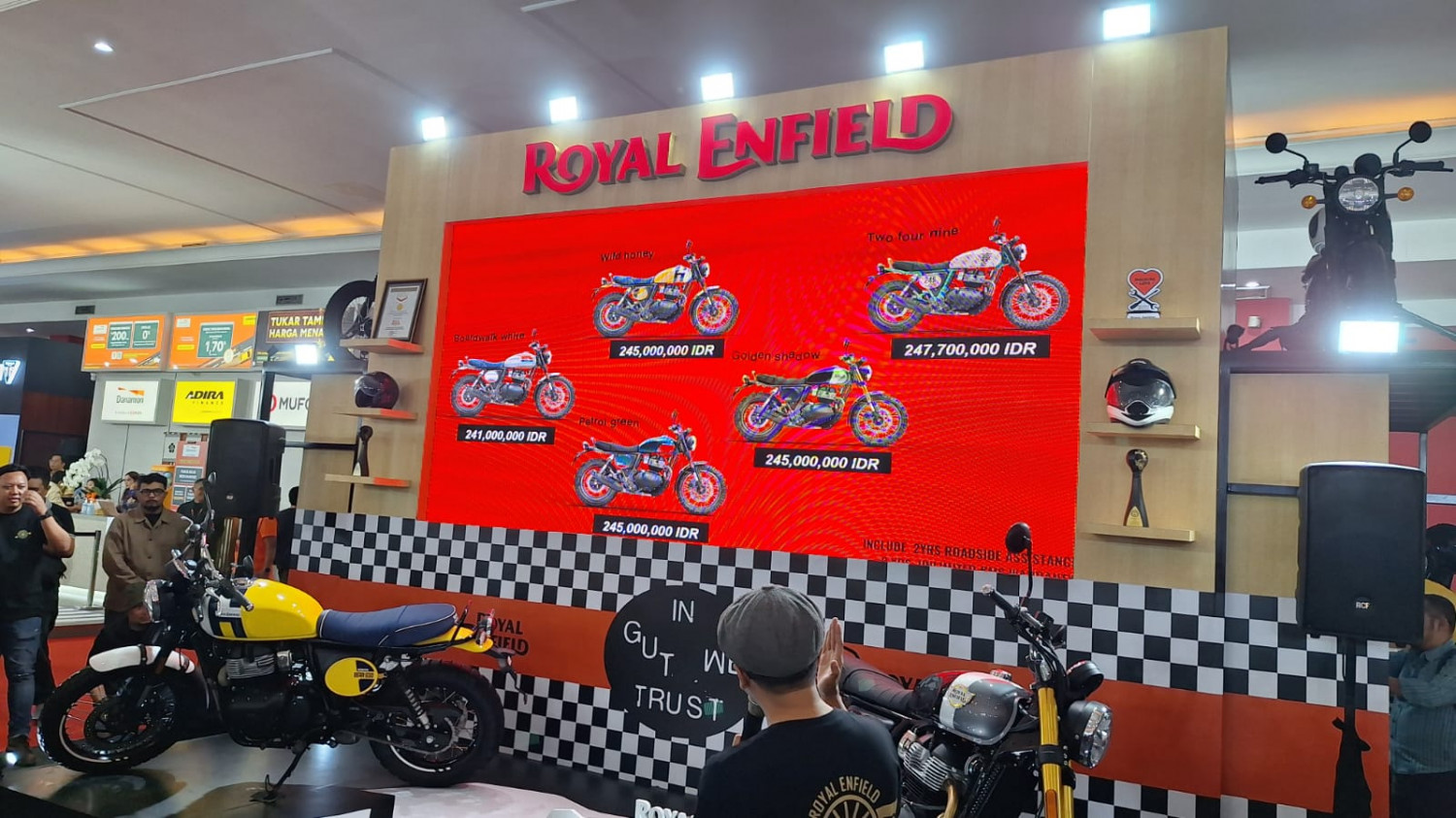 Bikin Orang Lain Melirik, Ini Pilihan Warna Royal Enfield Bear 650