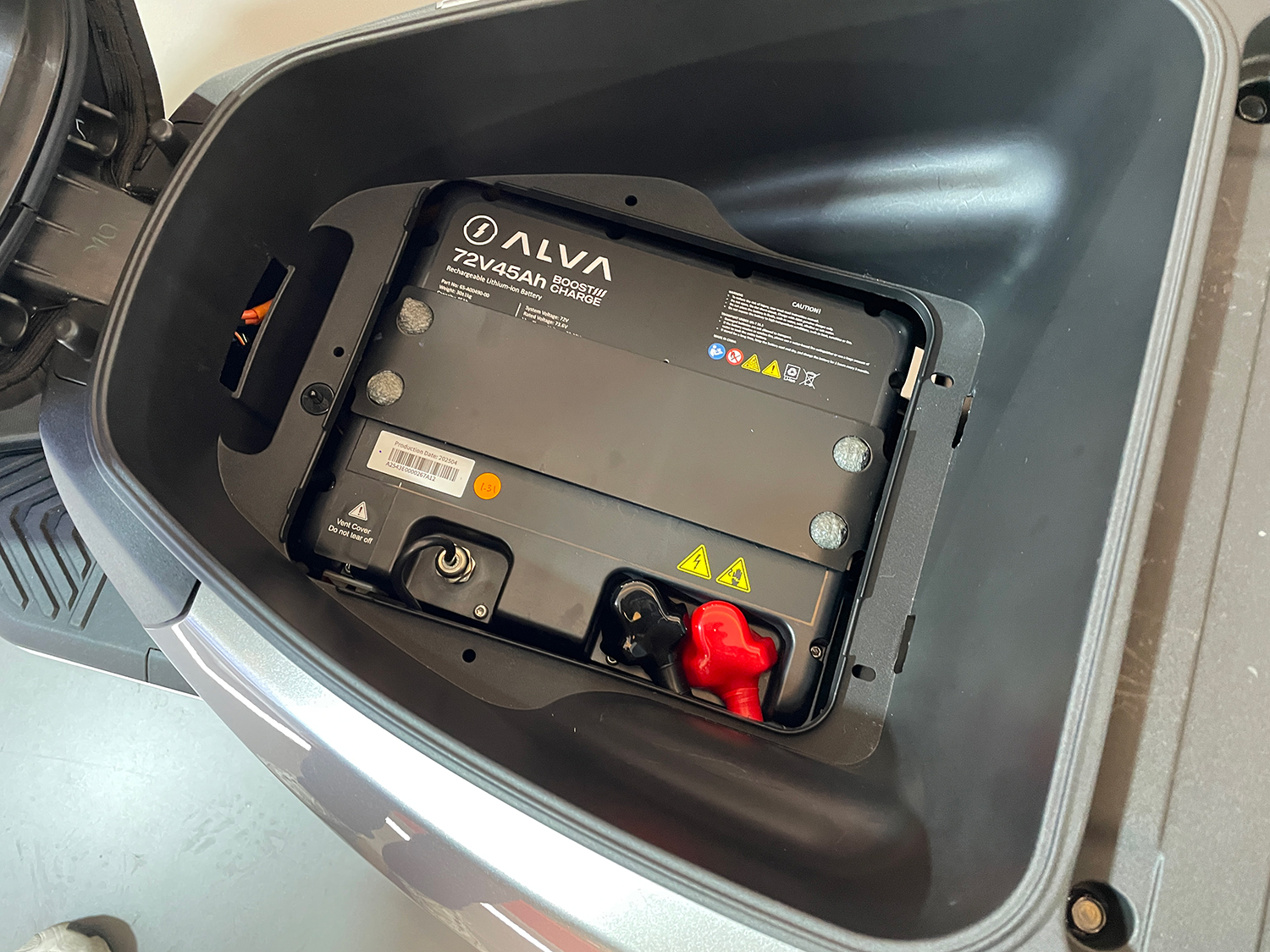 Alva N3 Next Gen Makin Aman! Ngecas Lebih Cepat, Sewa Baterainya Murah