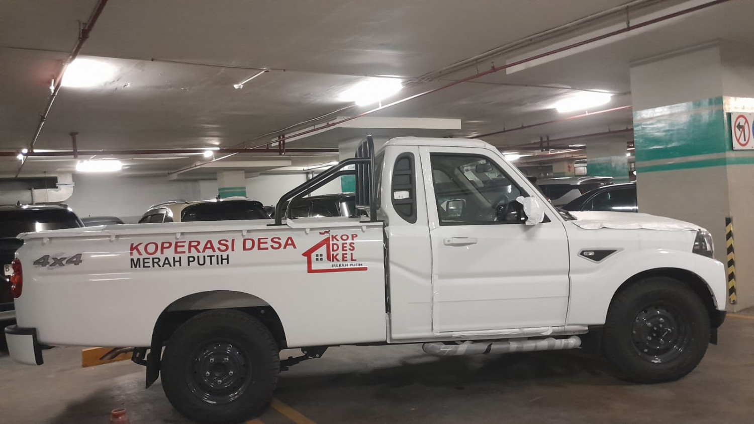 Intip Langsung Mahindra Pik Up 4x4 Cendrawasih, Siap Angkut Berat di Medan Ekstrem