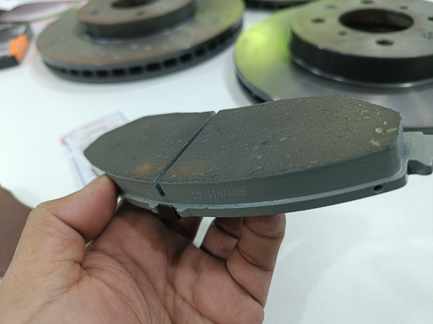 Kampas Rem Aftermarket Brembo Ada Buat Innova Reborn, Segini Harganya