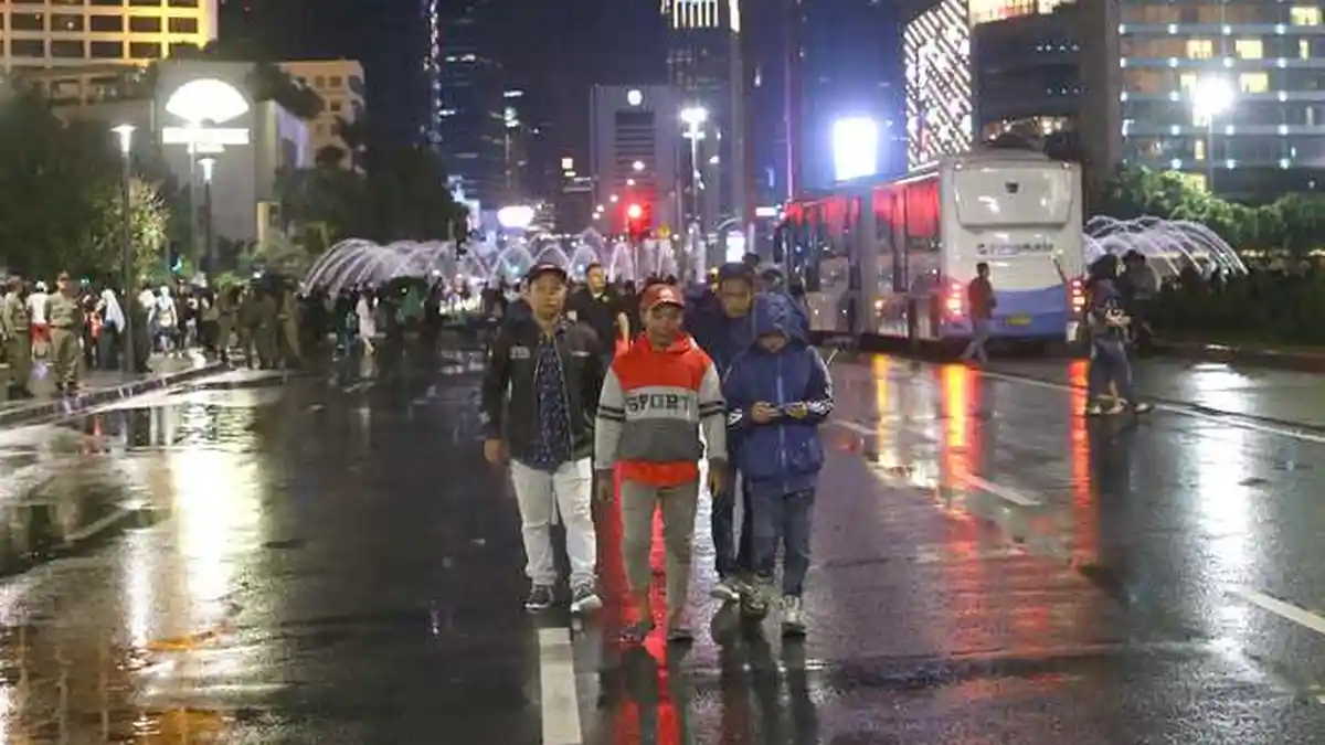 Maaf Mengganggu, Jalan Sudirman-Thamrin Jakarta Steril Dari Motor dan Mobil di Malam Takbiran