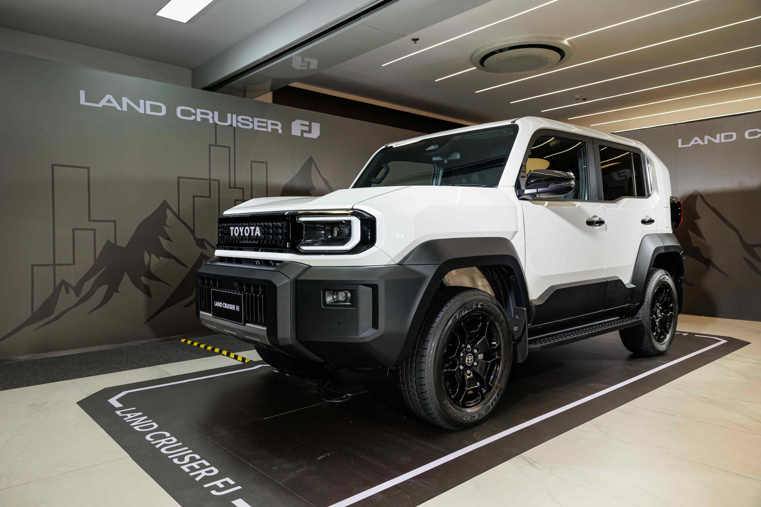 Toyota Land Cruiser FJ Meluncur di Thailand, Habis Ini Indonesia?