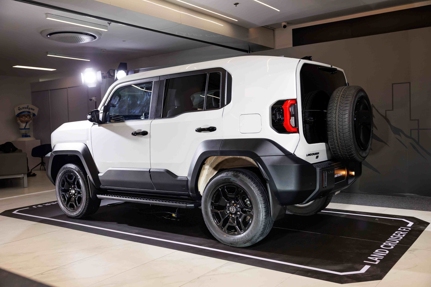 Toyota Land Cruiser FJ Meluncur di Thailand, Habis Ini Indonesia?