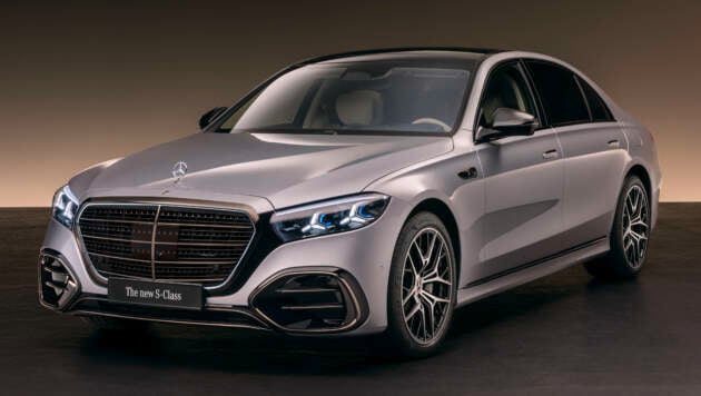 2026 Mercedes-Benz S-Class facelift – W223 gains MBUX Superscreen, flat-plane V8, trick suspension