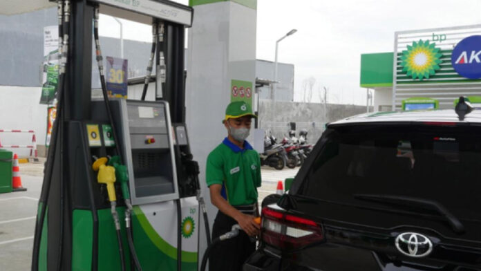 Kompak Naik, Berikut Daftar Lengkap Harga BBM Pertamina dan SPBU Swasta per 1 Desember 2025