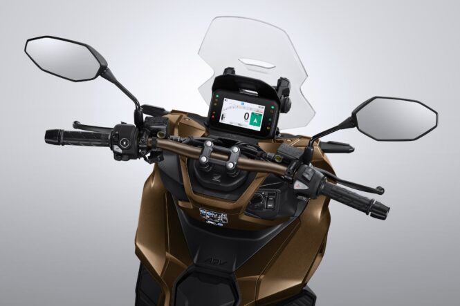 New Honda ADV160 Resmi Meluncur, Kini Dilengkapi Varian RoadSync