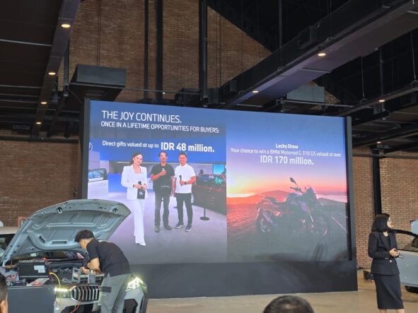 SPK Mobil BMW Apapun, Berhadiah Motor BMW G 310 GS