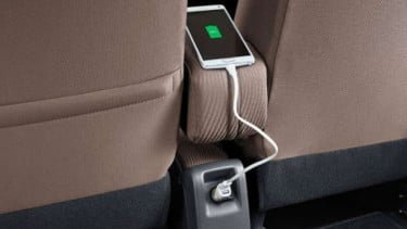 Selamat Tinggal Port Jadul, Charger Mobil Bisa Diganti Seenaknya