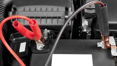 Cara Memperpanjang Umur Baterai Mobil agar Lebih Awet dan Tidak Mudah Soak