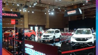 Orang RI Lagi Ngerem Beli Mobil Malah Pilih Borong Emas
