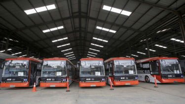 Jangan Lupa, Masa Depan EV Indonesia Bukan Cuma Mobil, tapi Motor dan Bus Listrik