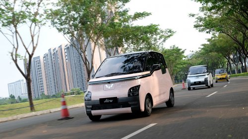 Terpopuler: Duel Range EV China, Harga Ban Pirelli, dan Macet Bandung Naik