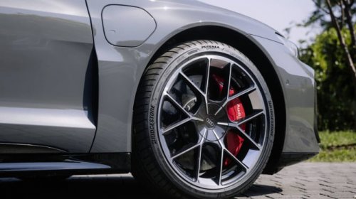 Terpopuler: Kejutan Bridgestone di GJAW, Mobil Murah-Irit, dan Aksi Pemuda Berakhir Petaka