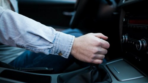 5 Kesalahan Fatal yang Harus Dihentikan Jika Ingin Rem Mobil Tetap Awet!