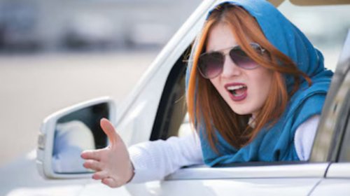 5 Etika Berkendara yang Sering Dilanggar Penumpang, Bisa Bikin Bahaya!