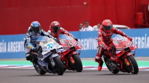Apakah Kesuksesan Ducati di Superbike Membantu Peralihan Ban Pirelli di MotoGP 2027?