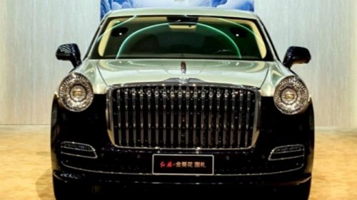 Orang Dubai Beli Mobil Bekas Buatan China Seharga Rp24 Miliar