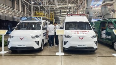 2 Mobil Baru Wuling Dijual Mulai Rp200 Jutaan
