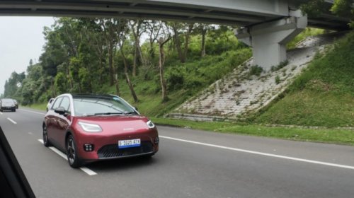 Terpopuler: Mobil Prabowo di Jepang, Perjalanan Aion UT dan Mesin MotoGP