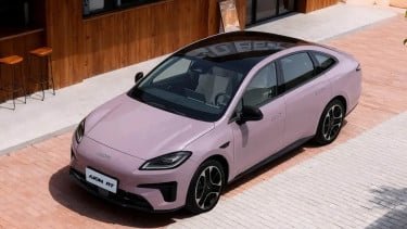 Mobil Listrik Baru GAC Aion Cuma Butuh Dicas 18 Menit, Harga Rp200 Jutaan