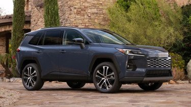 Mobil Hybrid Baru Toyota Segera Ada di Diler, Harga Rp400 Jutaan