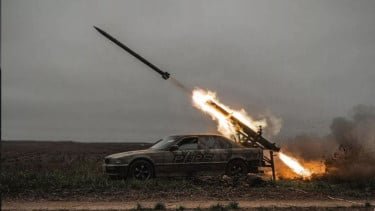 Terpopuler: Mobil Calon Pelatih Timnas Bikin Melongo, BMW Dipakai Perang, Rocky Laris Manis