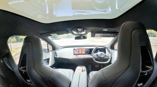 Jajal BMW iX xDrive45, Performa dan Efisiensinya Bikin Kaget