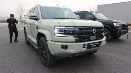 Terpopuler: Denza B5 Siap Masuk RI, Jakarta Lengang Long Weekend, dan Motor Listrik Yamaha