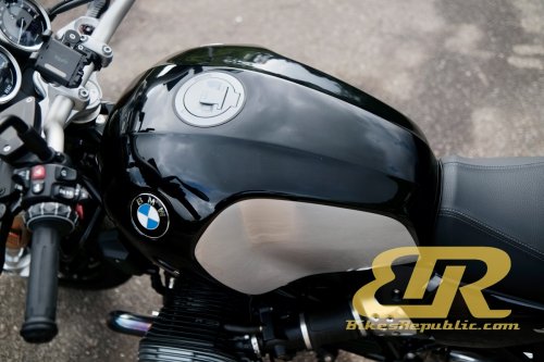 Tunggang Uji &amp; Ulasan BMW R 12 nineT (2025)