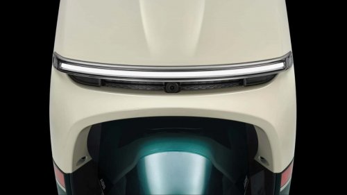 Skuter Retro CFMoto 150 Aura Diperkenalkan (Luar Negara)