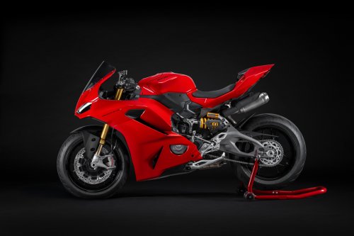 2025 Ducati Panigale V2 Arrives in Malaysia
