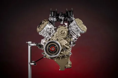 Ducati Panigale V4 R (2026) Dilancarkan – Jentera Homologasi WorldSBK Paling Berpotensi