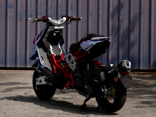 Italjet Dragster 300 Tiba di Malaysia dalam Versi Gresini dan Malossi