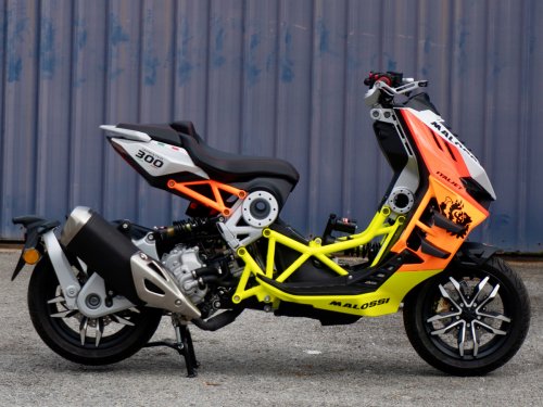 Italjet Dragster 300 Tiba di Malaysia dalam Versi Gresini dan Malossi