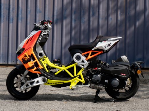 Italjet Dragster 300 Tiba di Malaysia dalam Versi Gresini dan Malossi