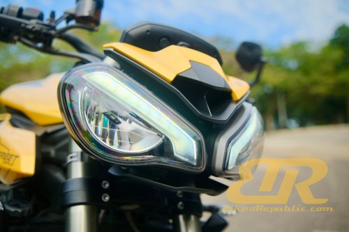 Triumph Street Triple 765 RS Test &amp; Review