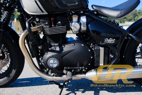 Tunggang Uji Triumph Bonneville Bobber (2025) – Bukan Sebuah Motor ‘Poyo’