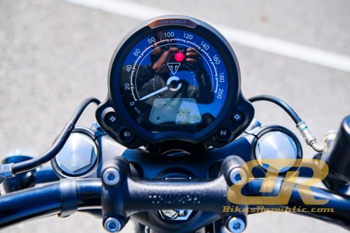 Tunggang Uji Triumph Bonneville Bobber (2025) – Bukan Sebuah Motor ‘Poyo’